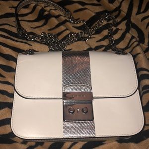 Micheal Kors Crossbody Purse